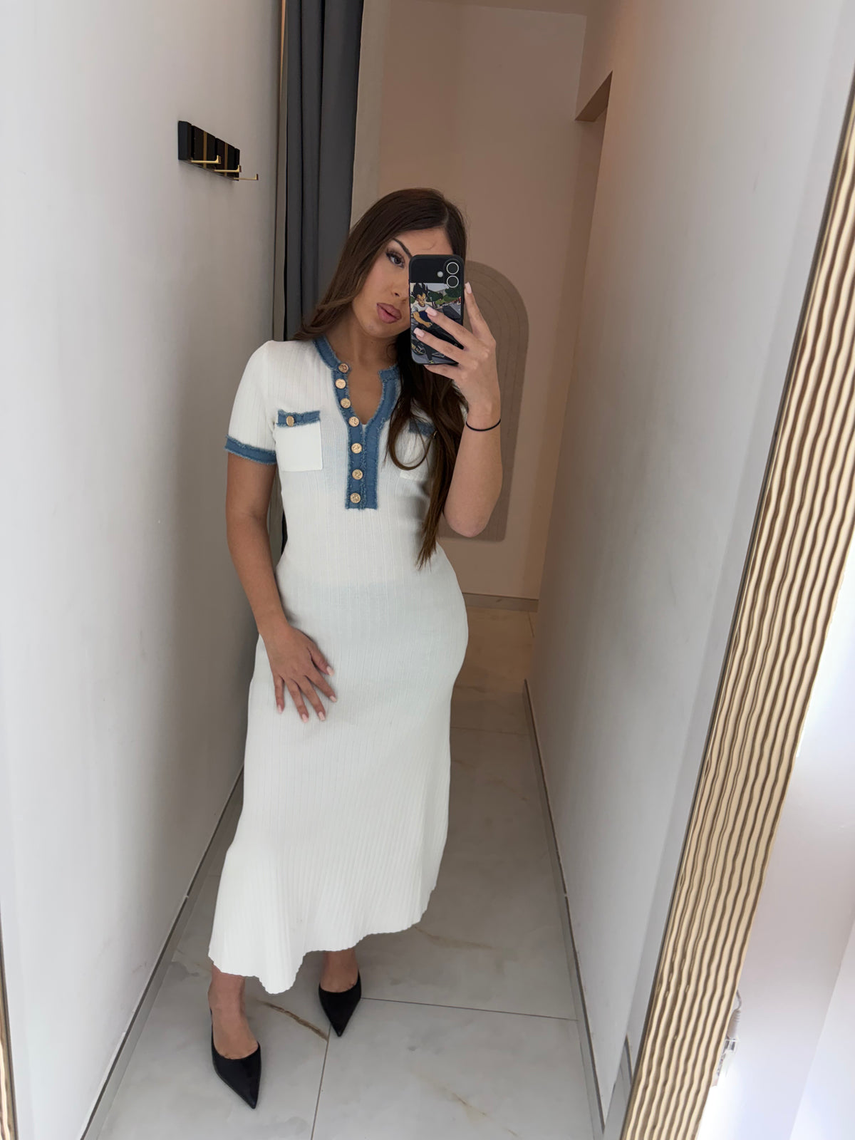 Robe Longue en Maille Côtelée «Riviera» – Blanc & Dénim