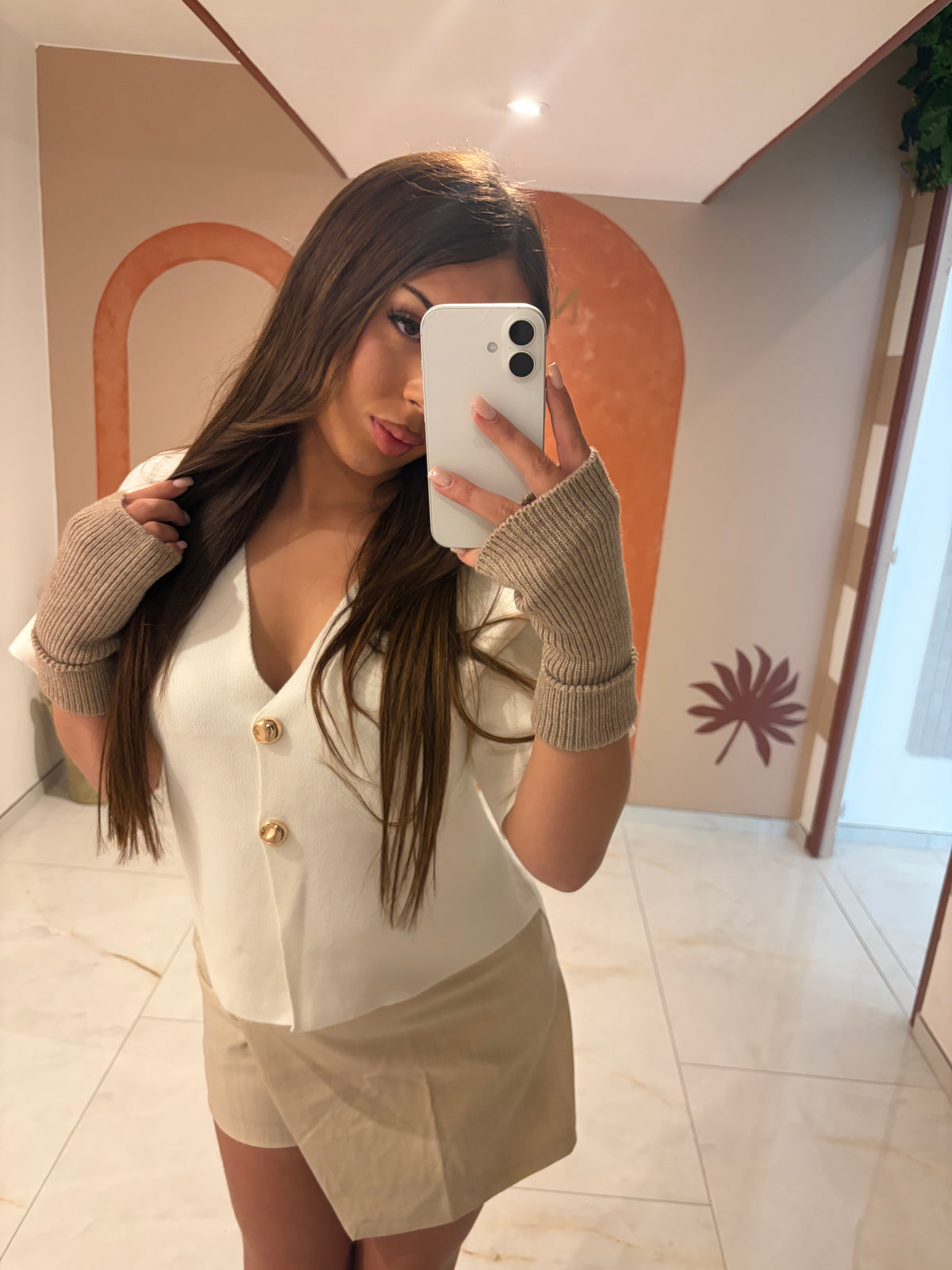 Top «Éclat Solaire» – Boutonné Maille Côtelée Blanc